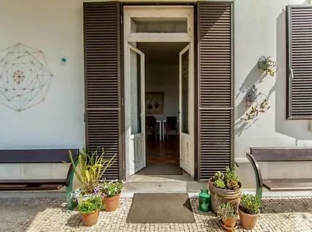 Erasmus House -