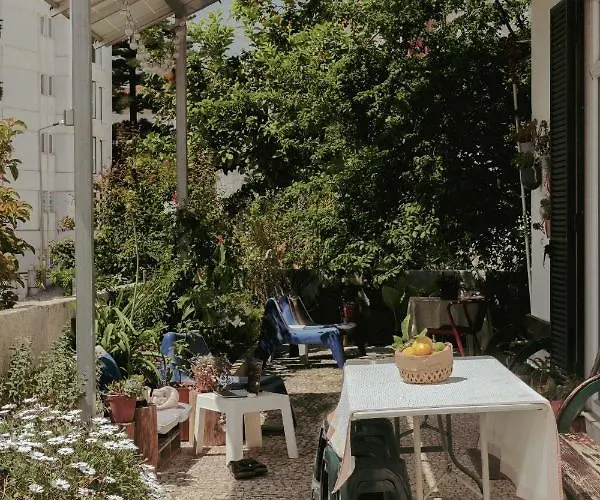 Erasmus House - * كويمبرا