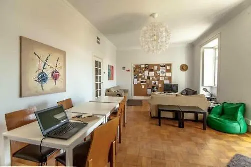 Erasmus House - * كويمبرا